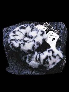 LOVE CUFFS PLUSH LEOPARD