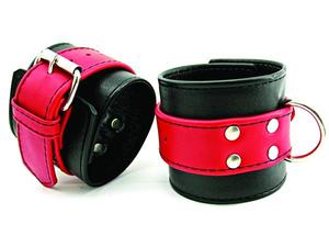 RESTRAINT WRIST SOFT LEATHER RED/BLACK